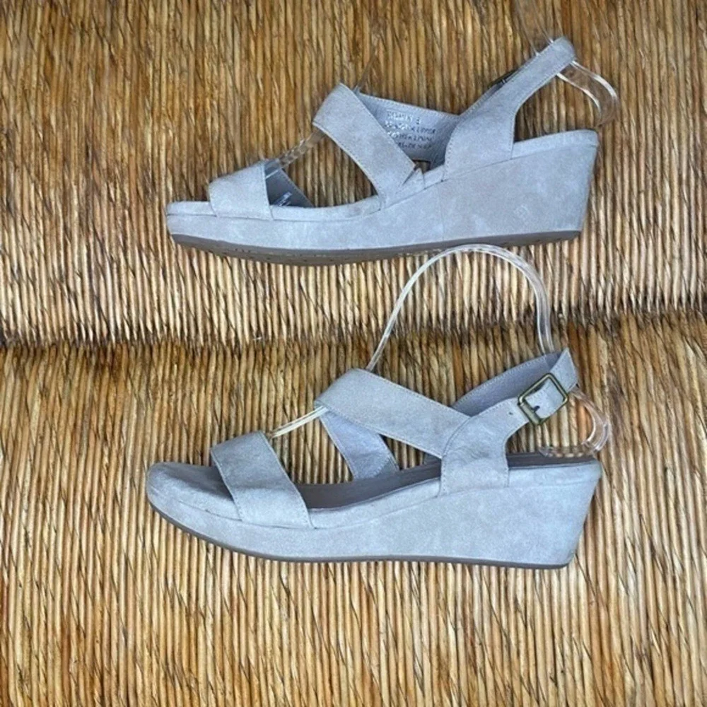 Chocolat Blu Light Gray Suede Crisscross Wedge Sandals